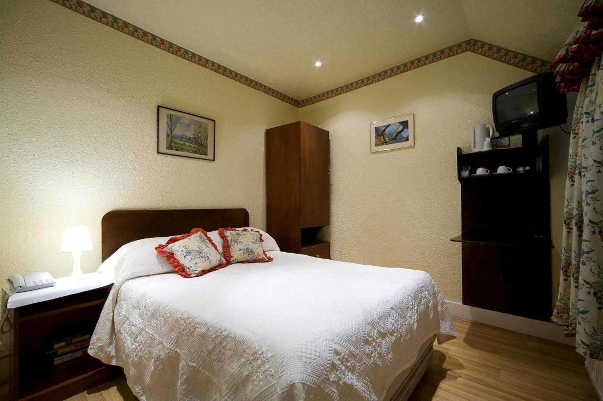 La Gaffe - Bed And Breakfast Лондон Екстериор снимка